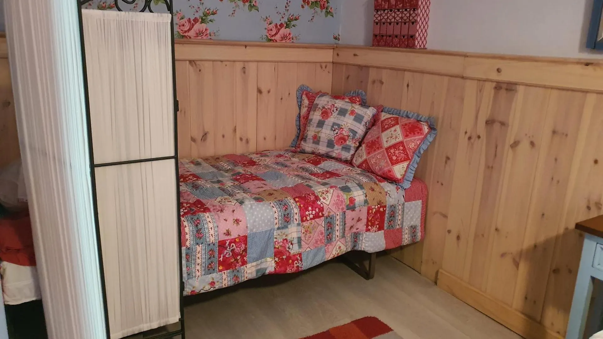 Holiday home Holidayhomepoujol 4-5 Persons Montfermier
