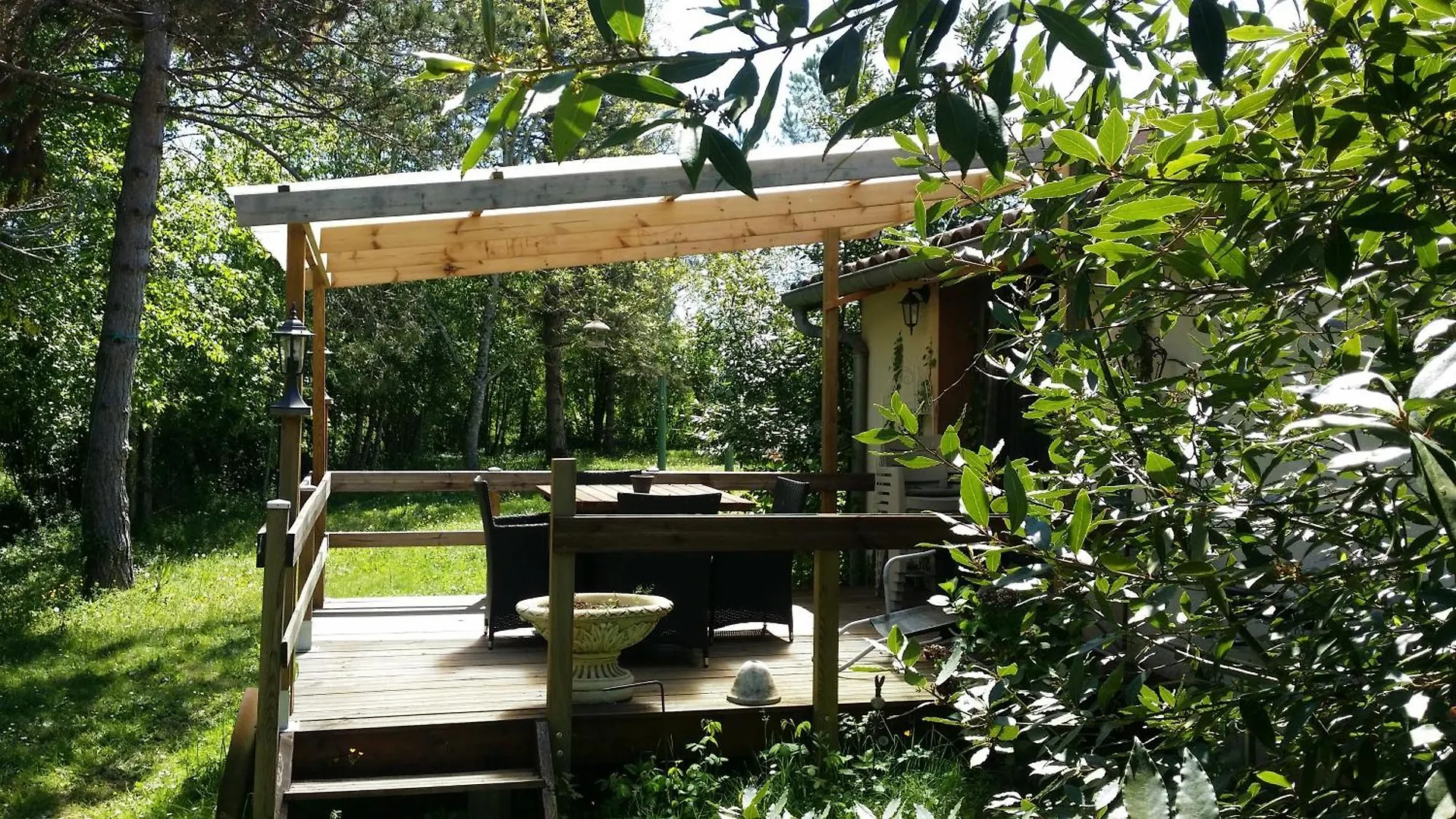 Holidayhomepoujol 4-5 Persons Montfermier
